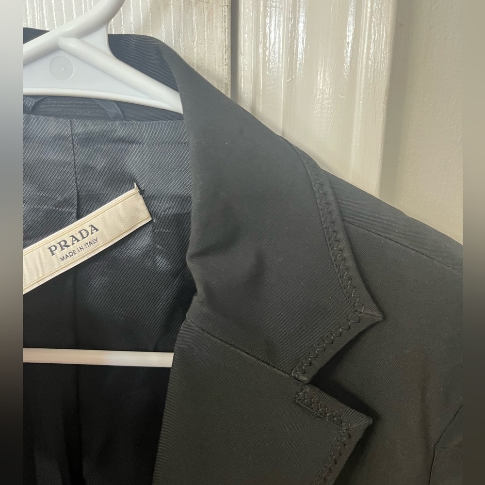 Women’s Prada suit jacket
